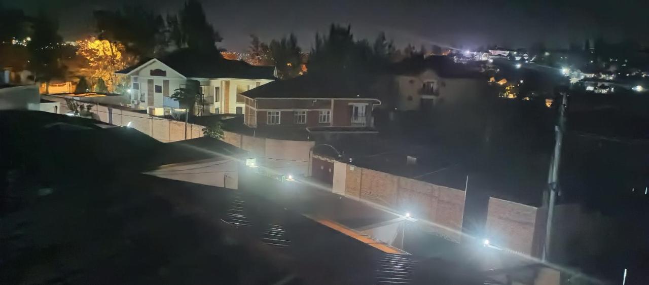 Puma Aparthotel - Nyarutarama Kigali Buitenkant foto