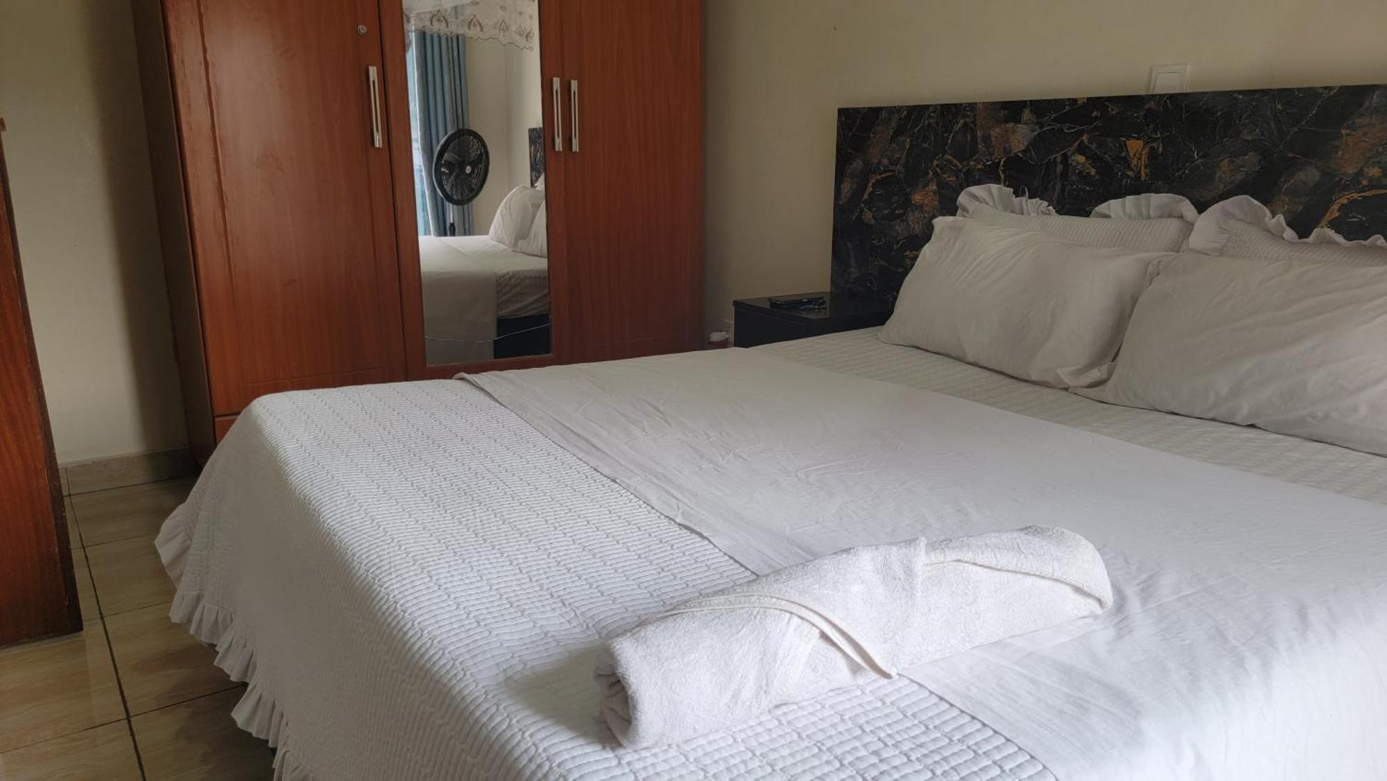 Puma Aparthotel - Nyarutarama Kigali Buitenkant foto